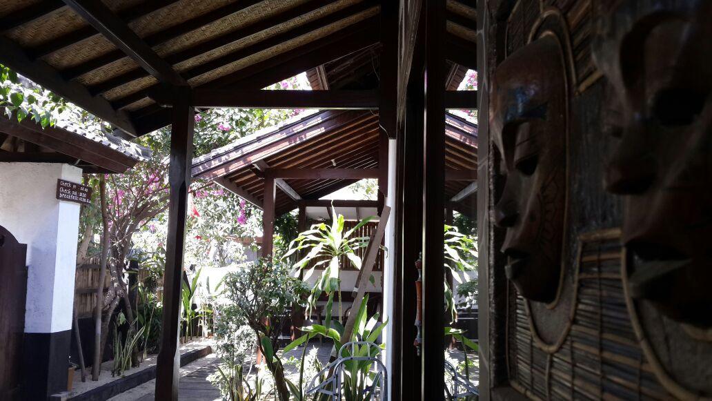Dili Gili Bed & Breakfast กีลีตราวางัน ภายนอก รูปภาพ