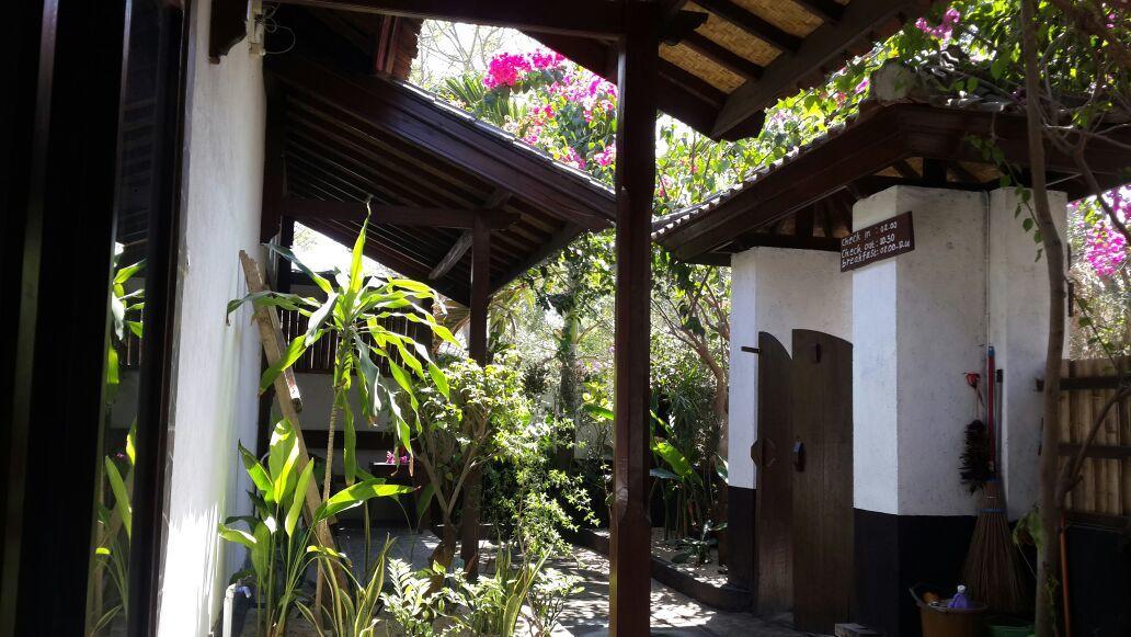 Dili Gili Bed & Breakfast กีลีตราวางัน ภายนอก รูปภาพ